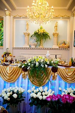 Зал на 450 человек — White Hall