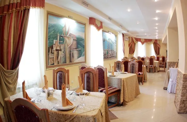 Зал на 80 человек