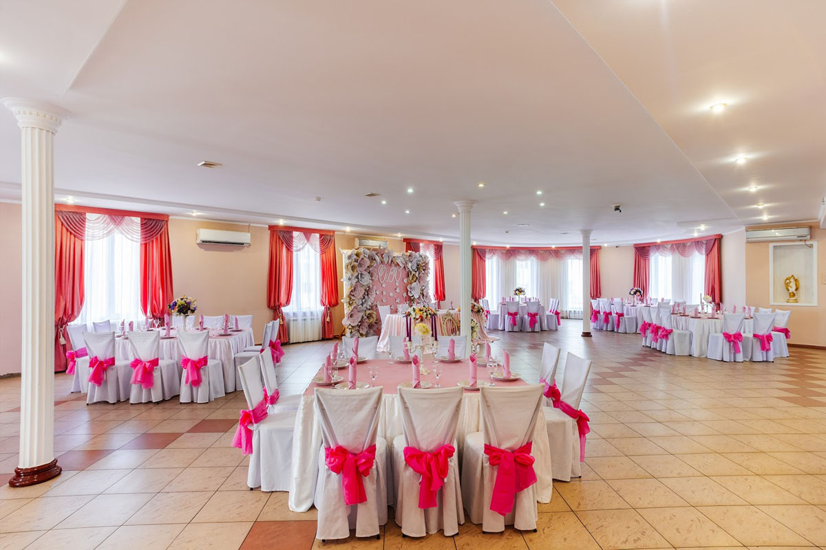 Зал на 180 человек