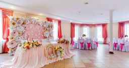 Зал на 180 человек — подробнее о зале