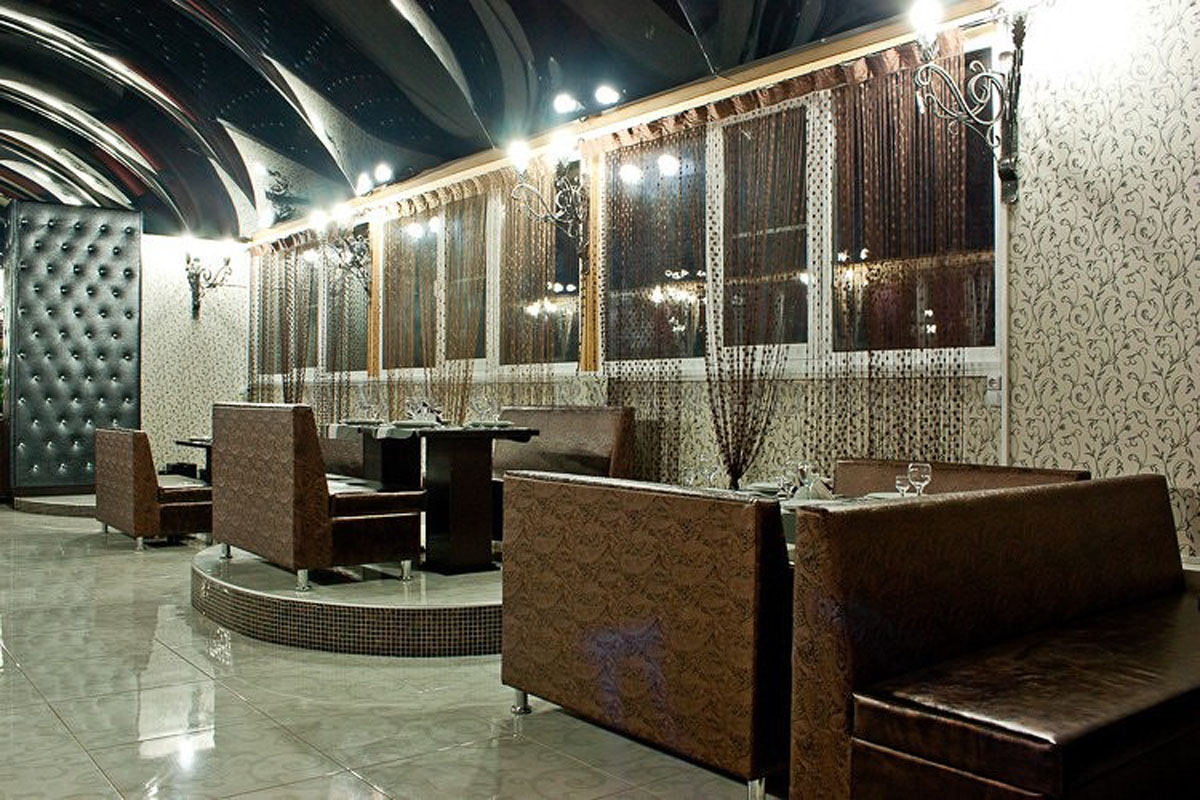 Основной зал — Рим