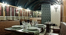 Основной зал — интерьер зала