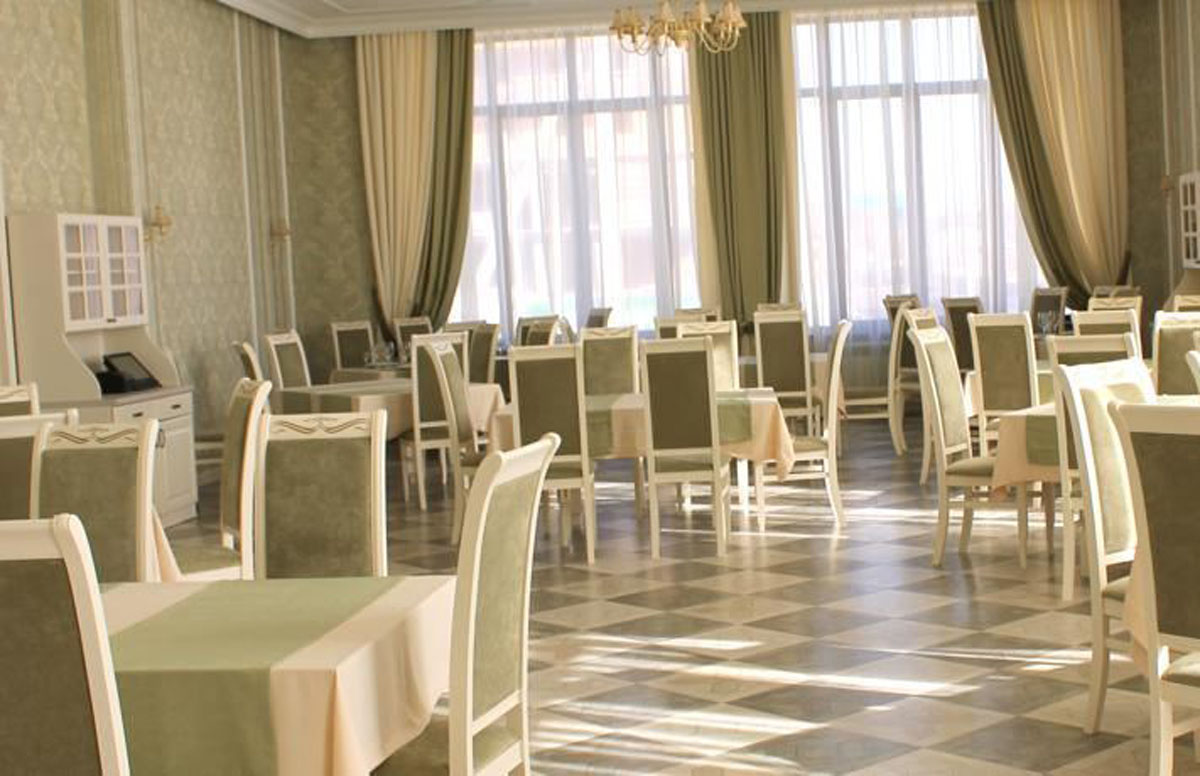 Основной зал — Олива