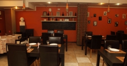 Основной зал — интерьер зала