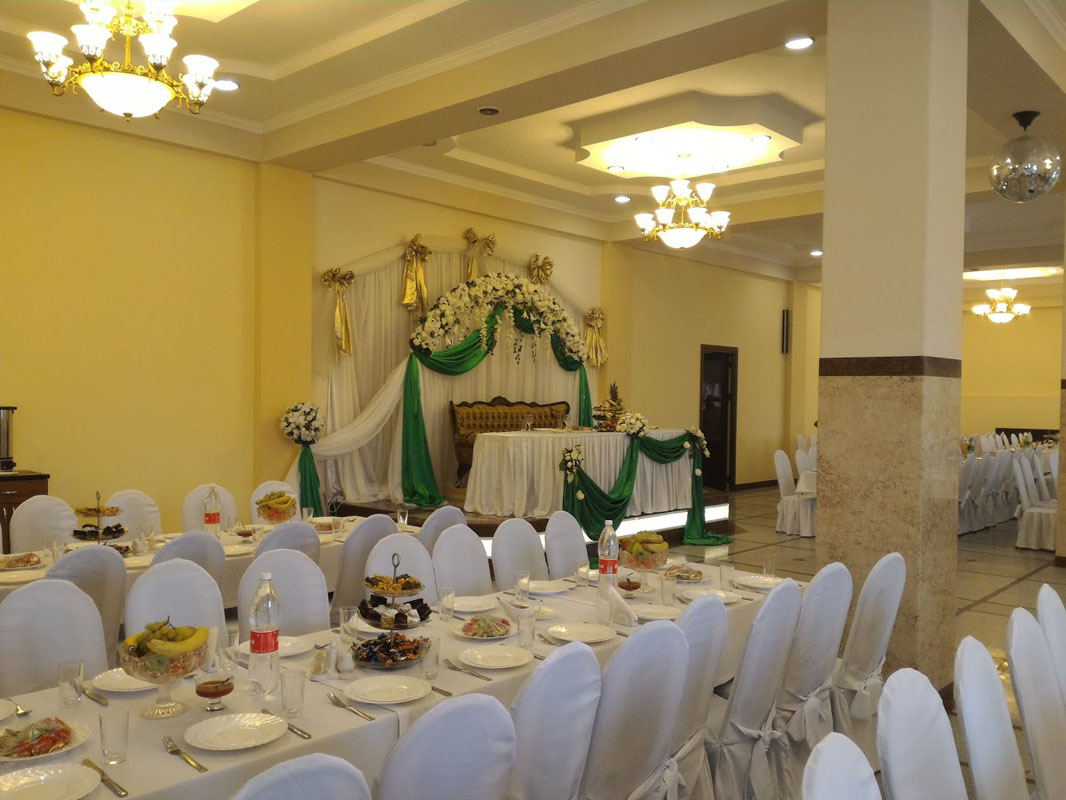 Основной зал