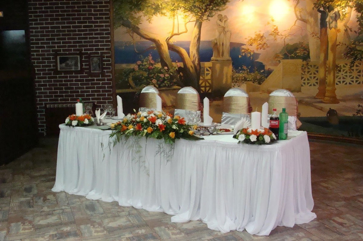 Зал на 80 человек