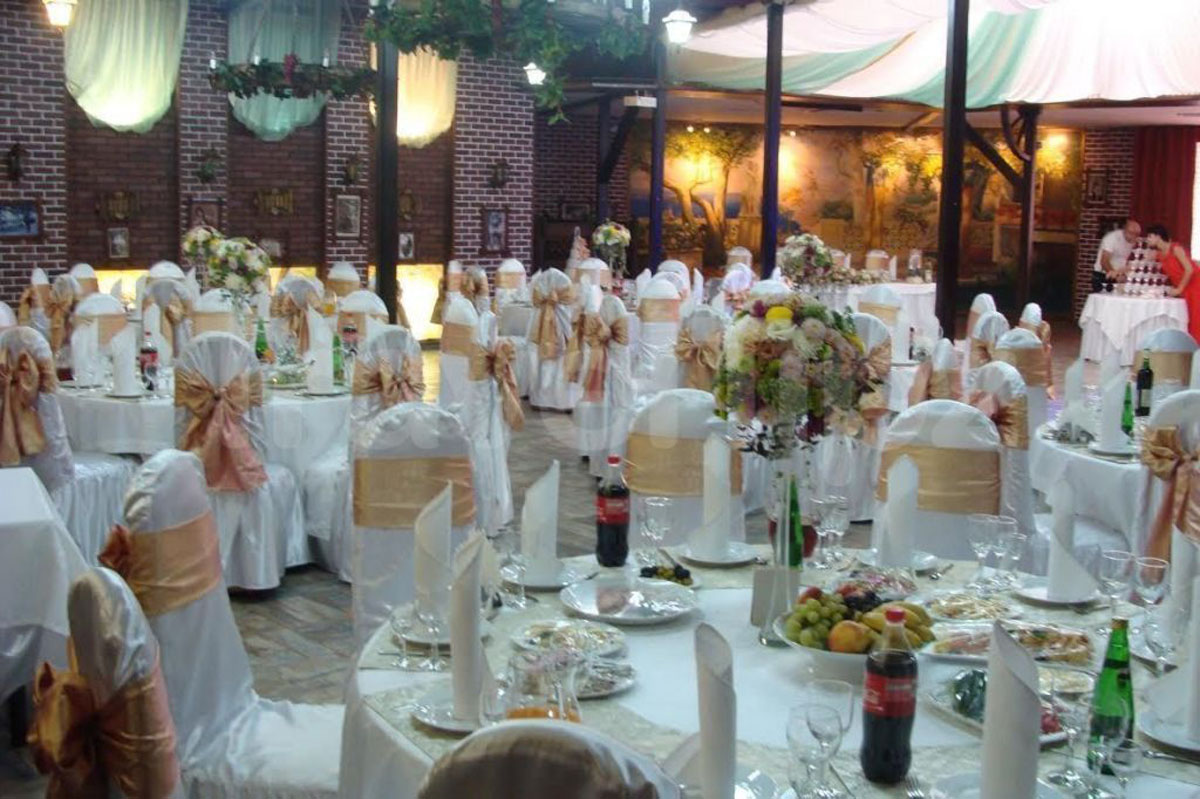 Зал на 170 человек — У близнецов