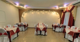 Основной зал — интерьер зала