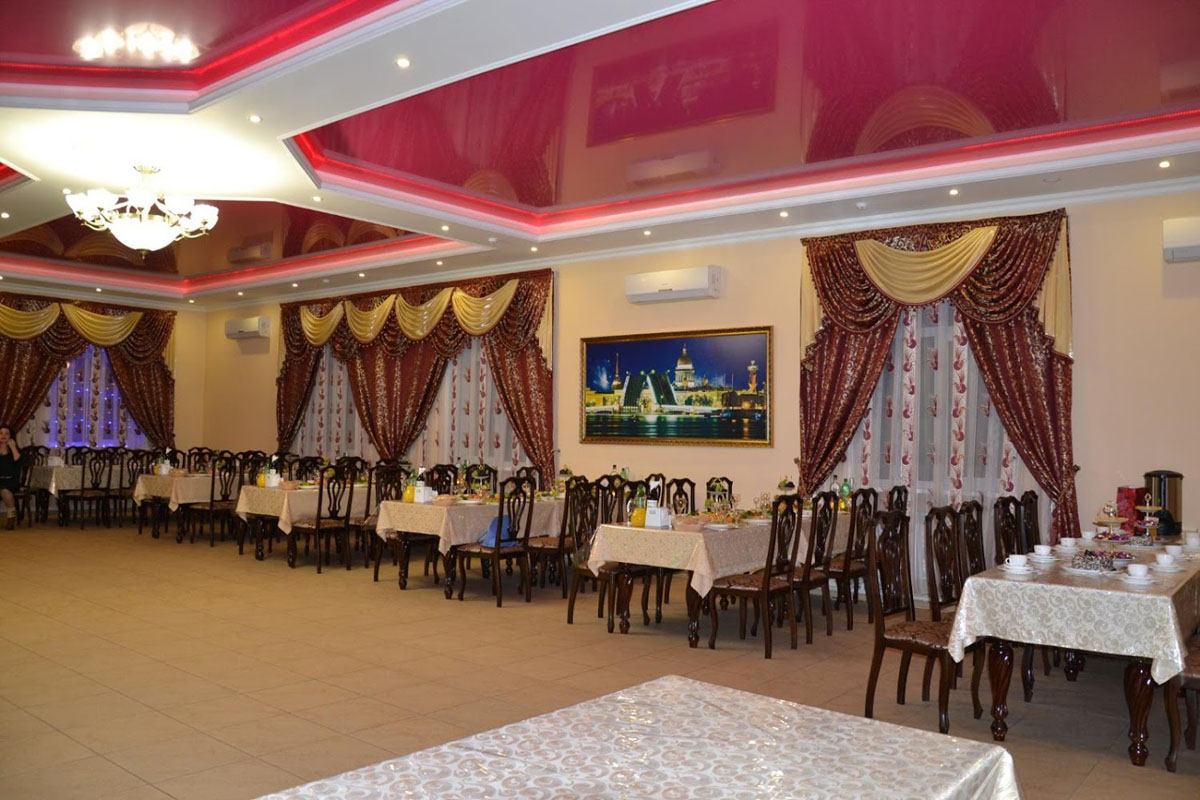 Средний банкетный зал — Белая Ночь