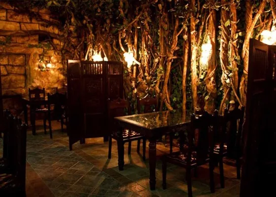 Основной зал