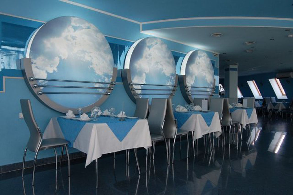 Основной зал — 7 небо