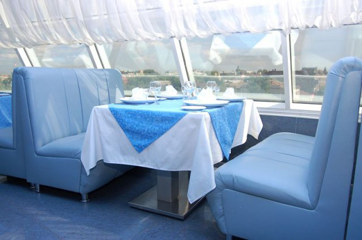 Основной зал — 7 небо