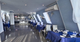 Основной зал