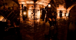 Винный погреб Винный погреб — интерьер зала