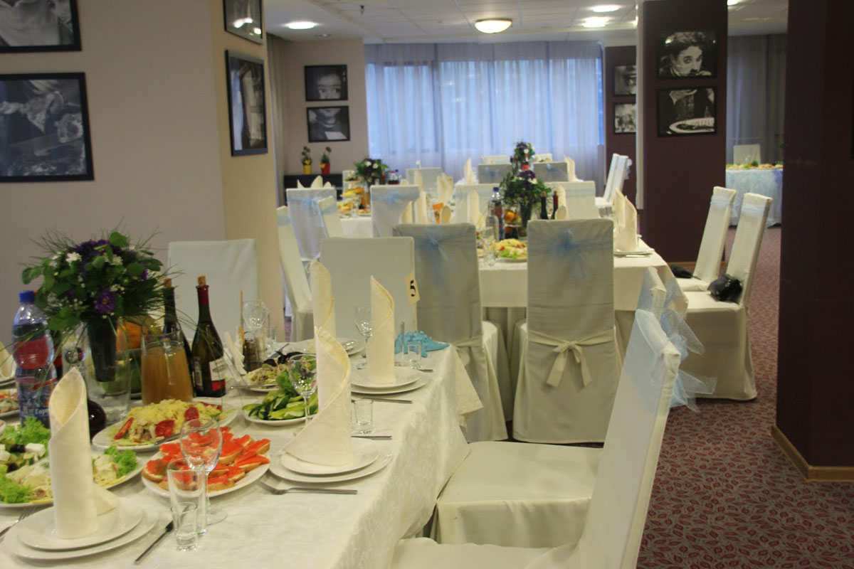 Основной зал — Буfet