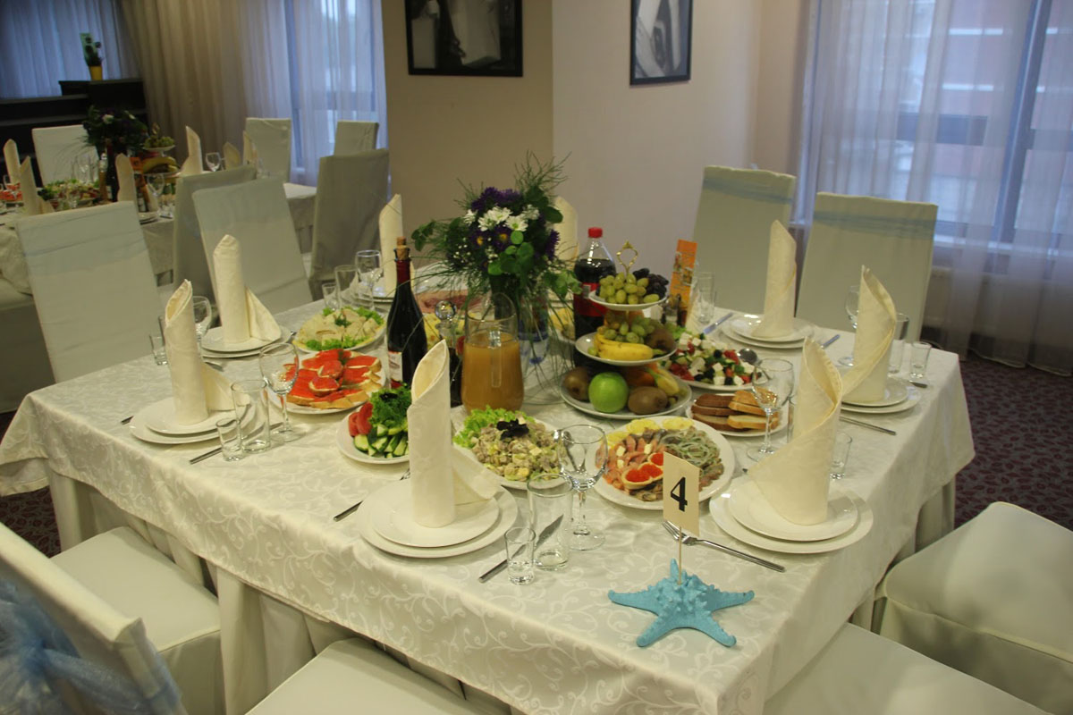 Основной зал — Буfet