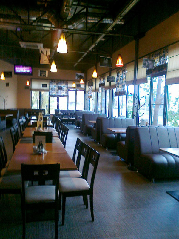 Основной зал — Кафе Слобода