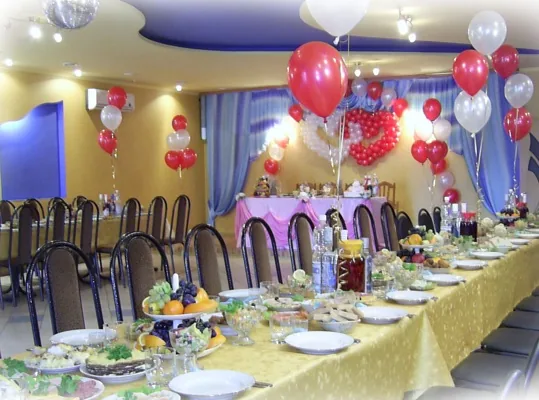 Основной зал