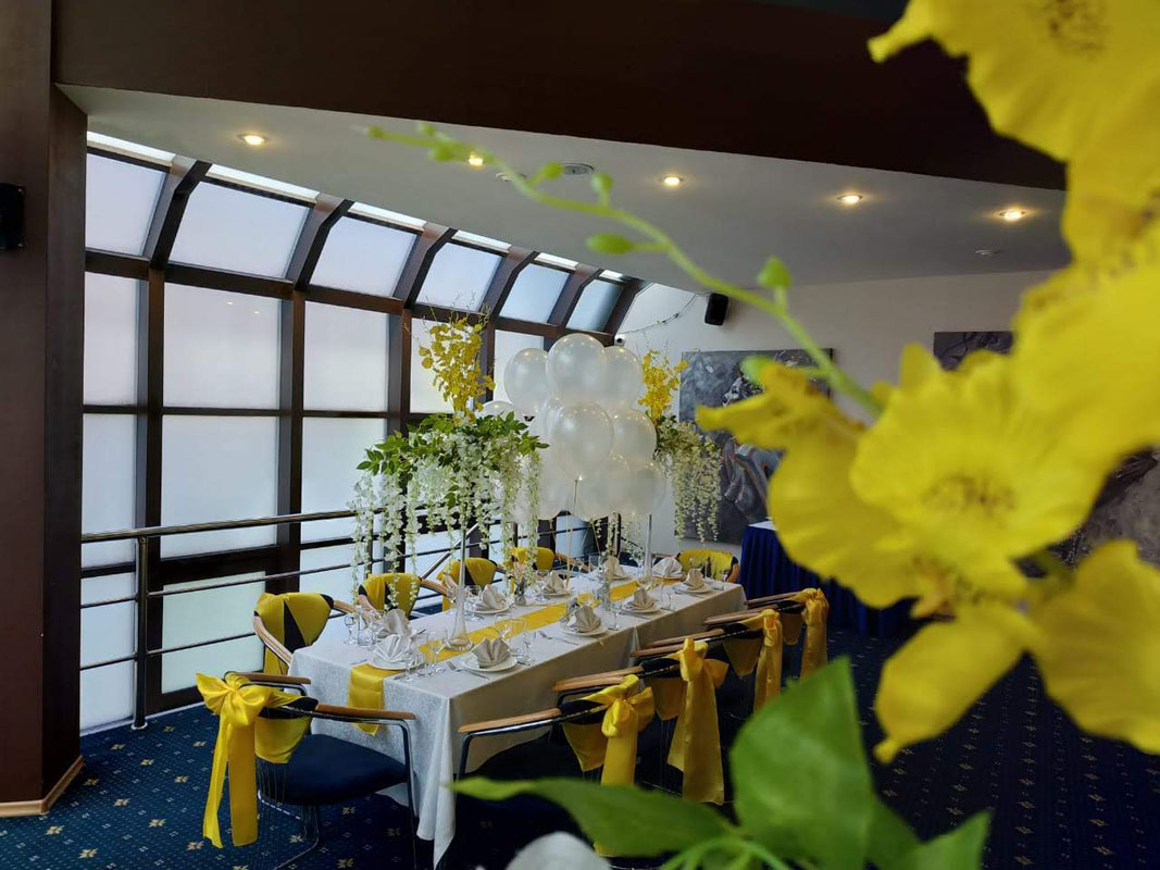 Романтик Холл — Гавань