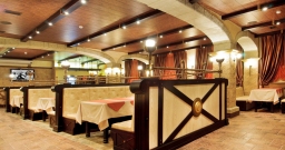 Основной зал — интерьер зала