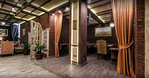 Зал на 110 человек — Старый город