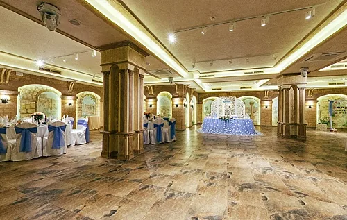 Зал на 150 человек — Старый город, Краснодар