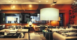 Основной зал