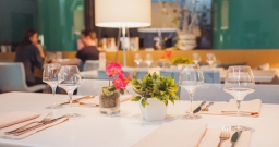 Основной зал