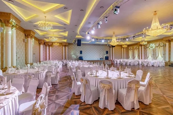 Зал на 500 человек