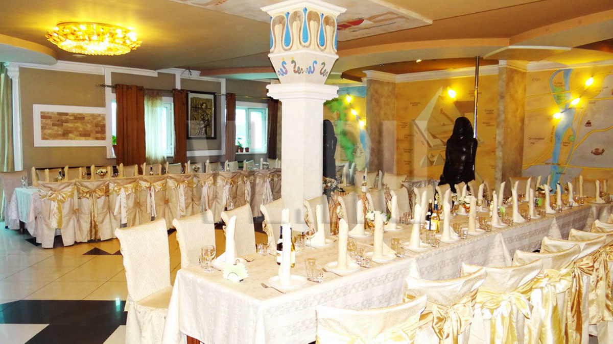 Основной зал — Ресторан Хеопс