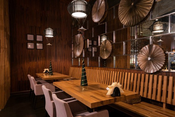 Lounge bar & restaurant Origami