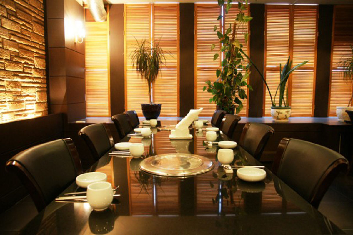 Основной зал — Хваро