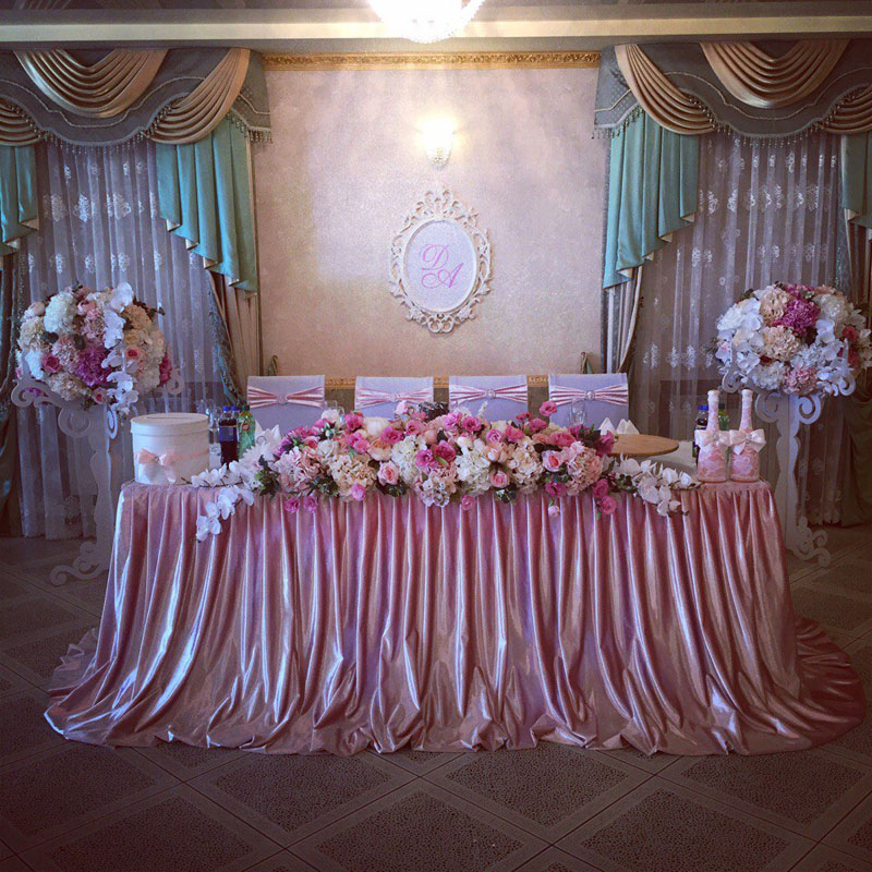 Зал на 100 человек