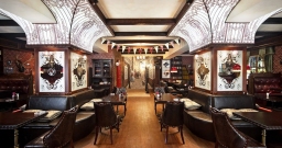 Зал на 100 человек