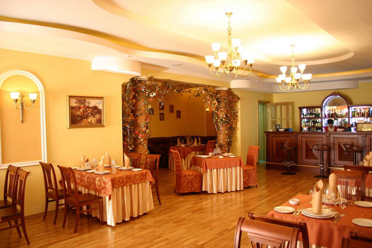 Зал на 50 человек — Ресторан Сударь