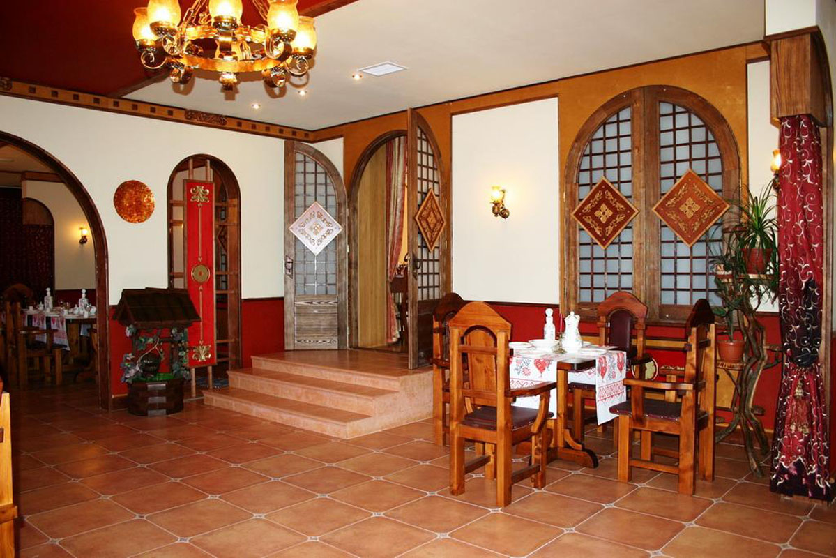 Зал на 70 человек — Ресторан Сударь