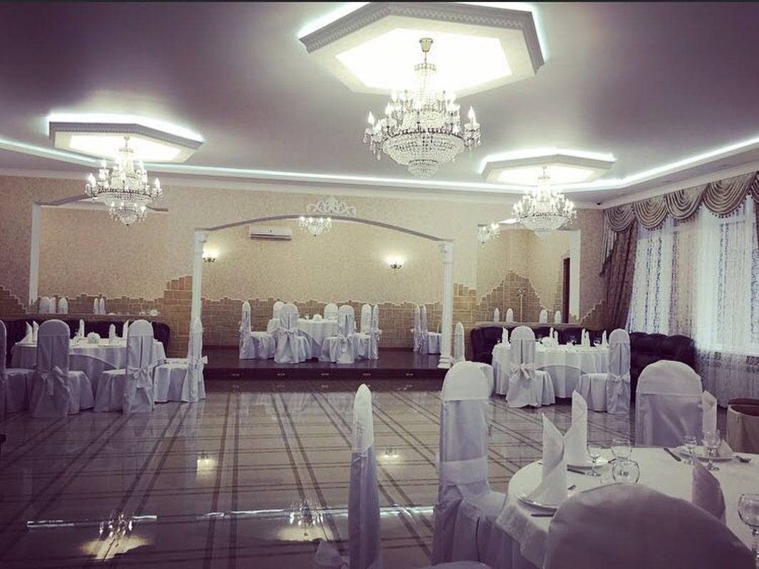 Основной зал — Атлант