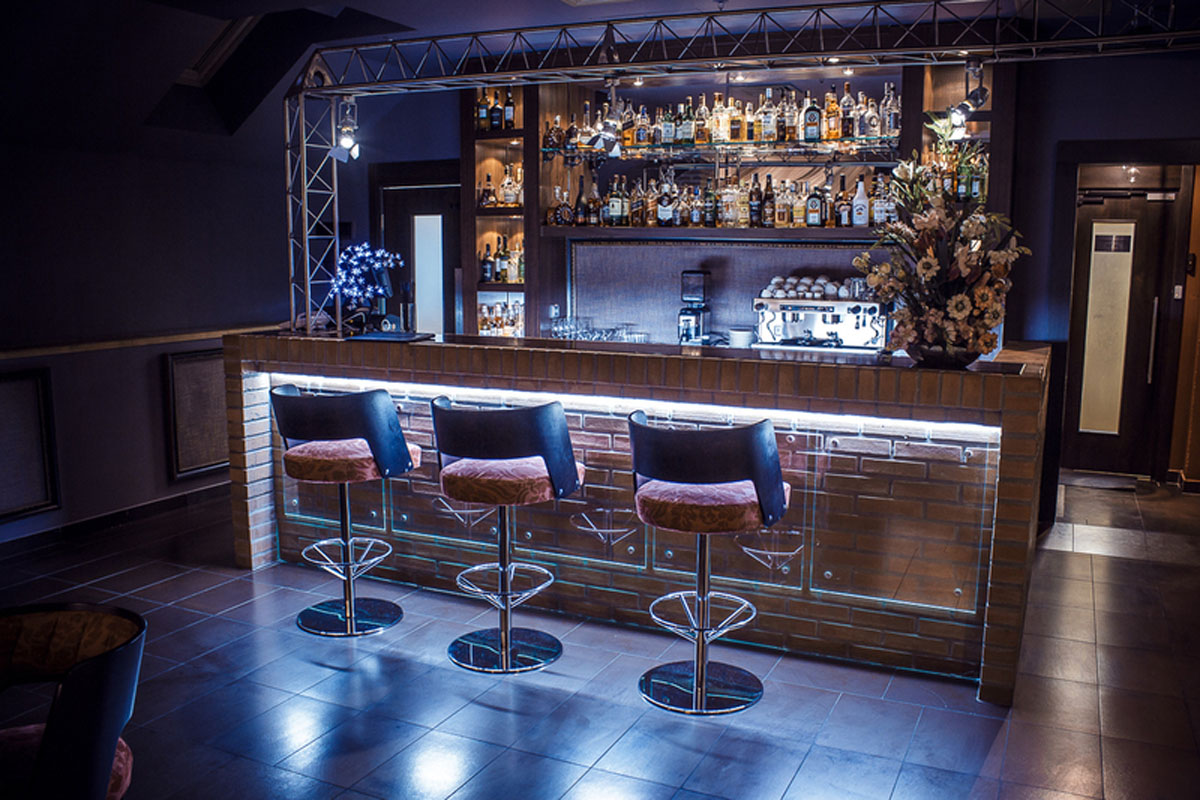 Лаундж бар — фото 4