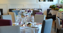 Основной зал