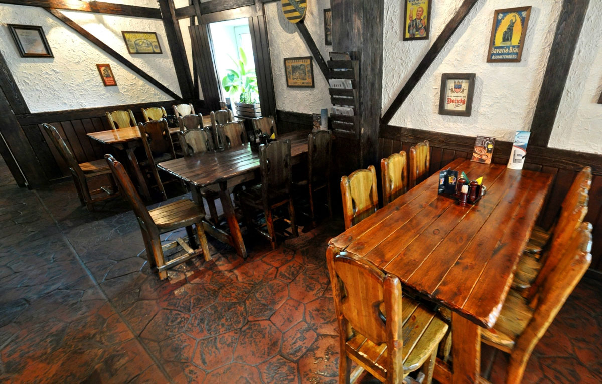 Основной зал — Ханс