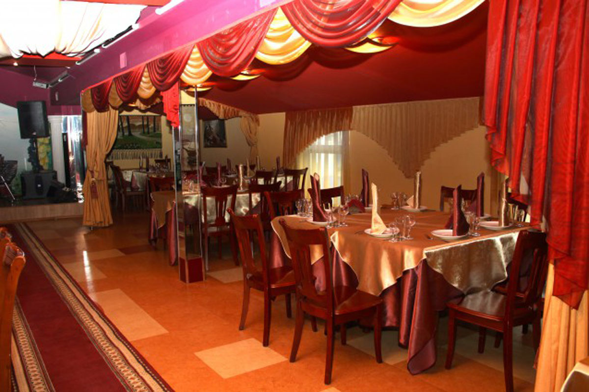 Основной зал — Масис