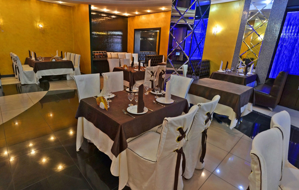 Основной зал — Масис