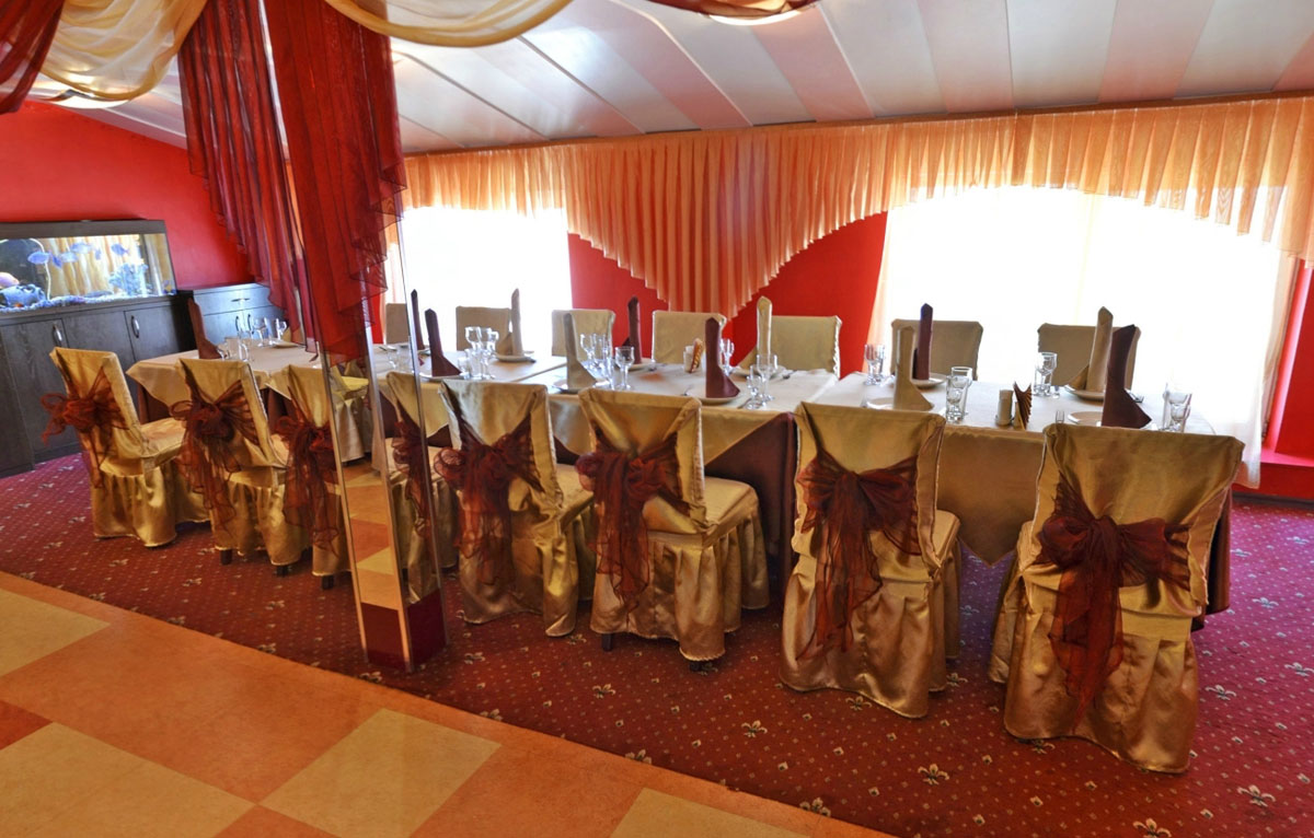 Основной зал — Масис