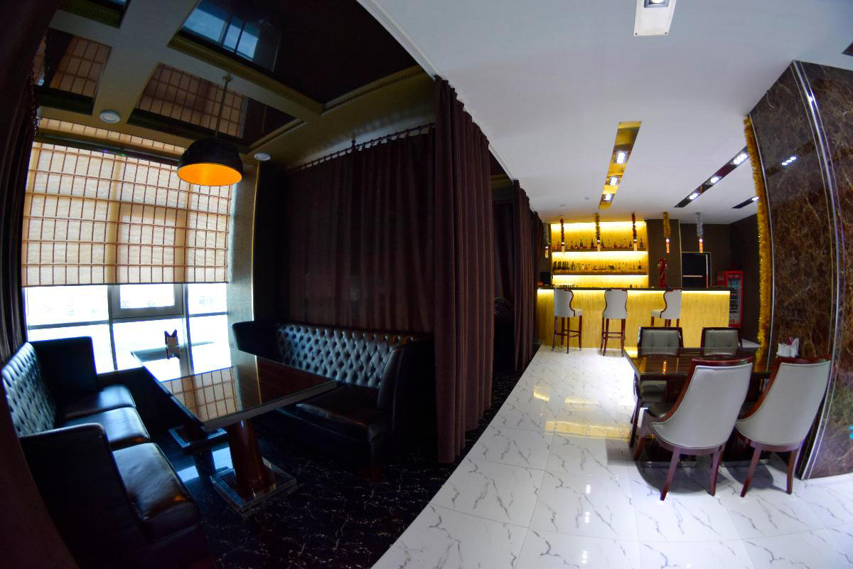 Основной зал — Артем Plaza