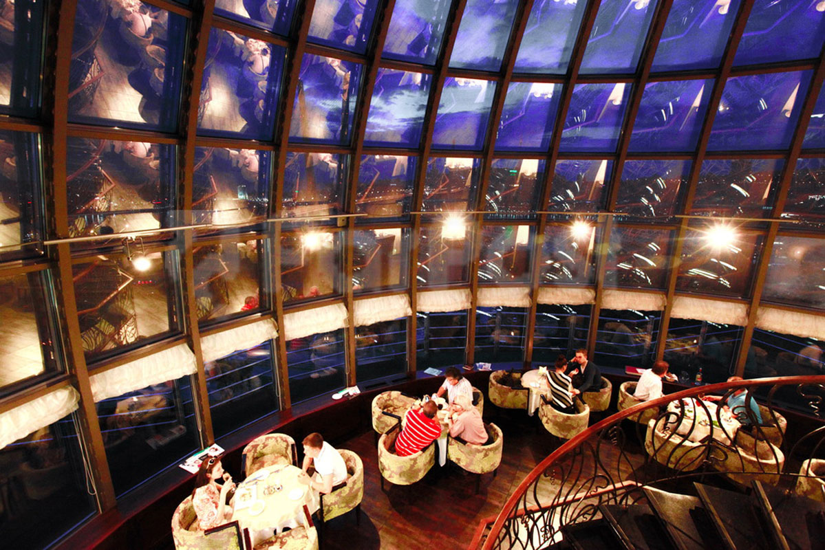 Основной зал — Купол