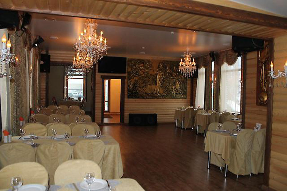 Основной зал — Очаг