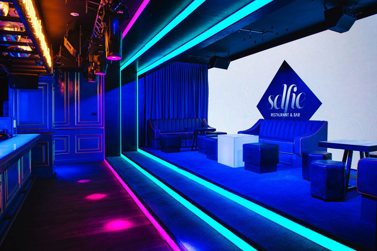 Selfie club — Selfie