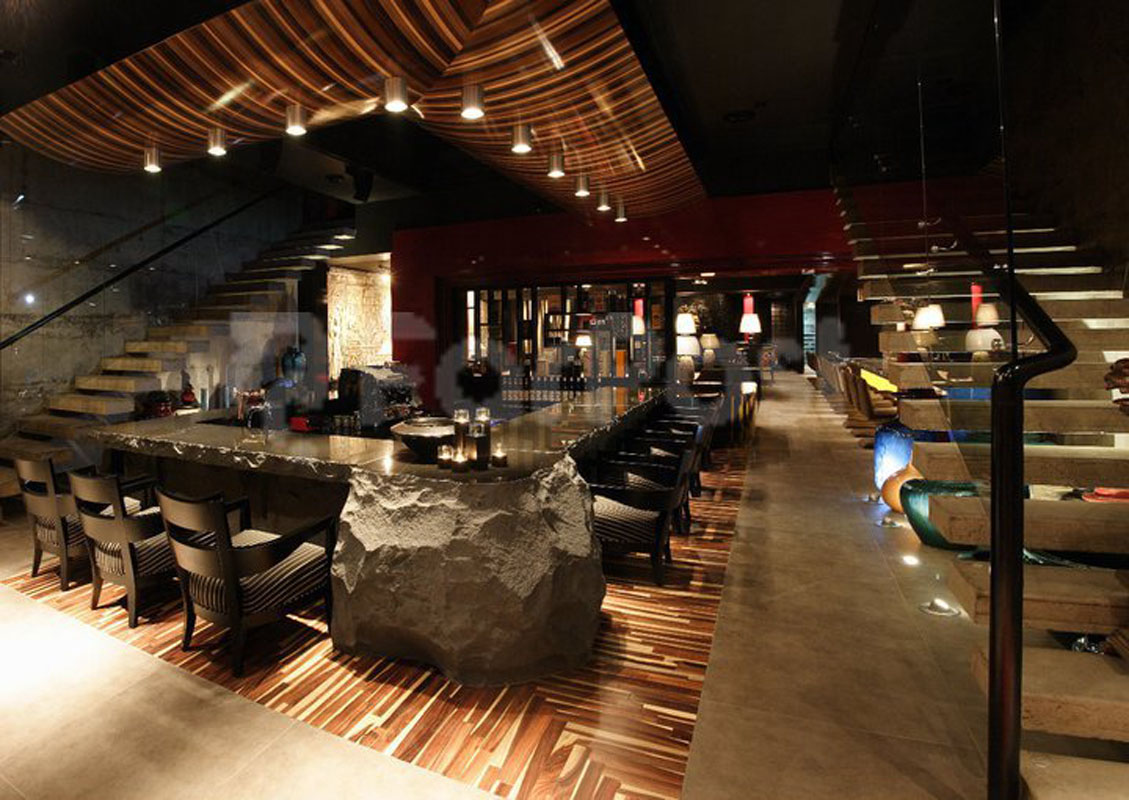 Основной зал — Кафе Зума