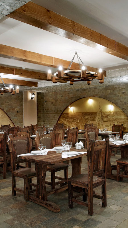 Основной зал — Ресторан Мюнхен