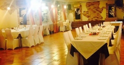 Основной зал — интерьер зала